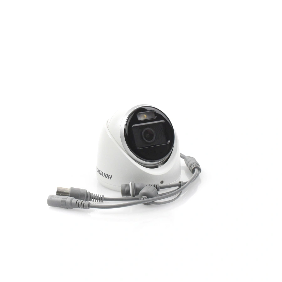 ds-2ce70kf0t-mfs (1) Cámara De Vigilancia HIKVISION Turret TURBOHD / Color Vu / 5Mp / Micrófono Integrado / Lente De 2.8mm, 3.6mm / Ir Luz Blanca 20Mts / IP67 / CVI / CVBS / AHD / TVI / Para Exterior / Blanco - Image 1
