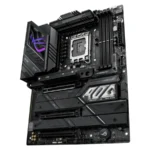 Tarjeta Madre ASUS ROG STRIX Z790-E GAMING WIFI II / ATX / LGA1700 / 192GB X4 DDR5 8000Mhz, XMP / X4 SATA / X1 M.2 PCIe 5.0 x4, X4 M.2 PCIe 4.0 x4 / X1 HDMI, X1 DisplayPort, X10 USB-A, X2 USB-C, X1 RJ45, X5 3.5MM / Wi-Fi 7 / Bios Flashback / ASUS ROG Aura Sync / Negro - Image 3