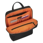 Mochila TARGUS NEWPORT ULTRA SLIM / 15" / Para Laptop / Cuero, Nylon / Múltiples Compartimientos / Material Resistente / Resistente Al Agua / Color Negro - Image 2